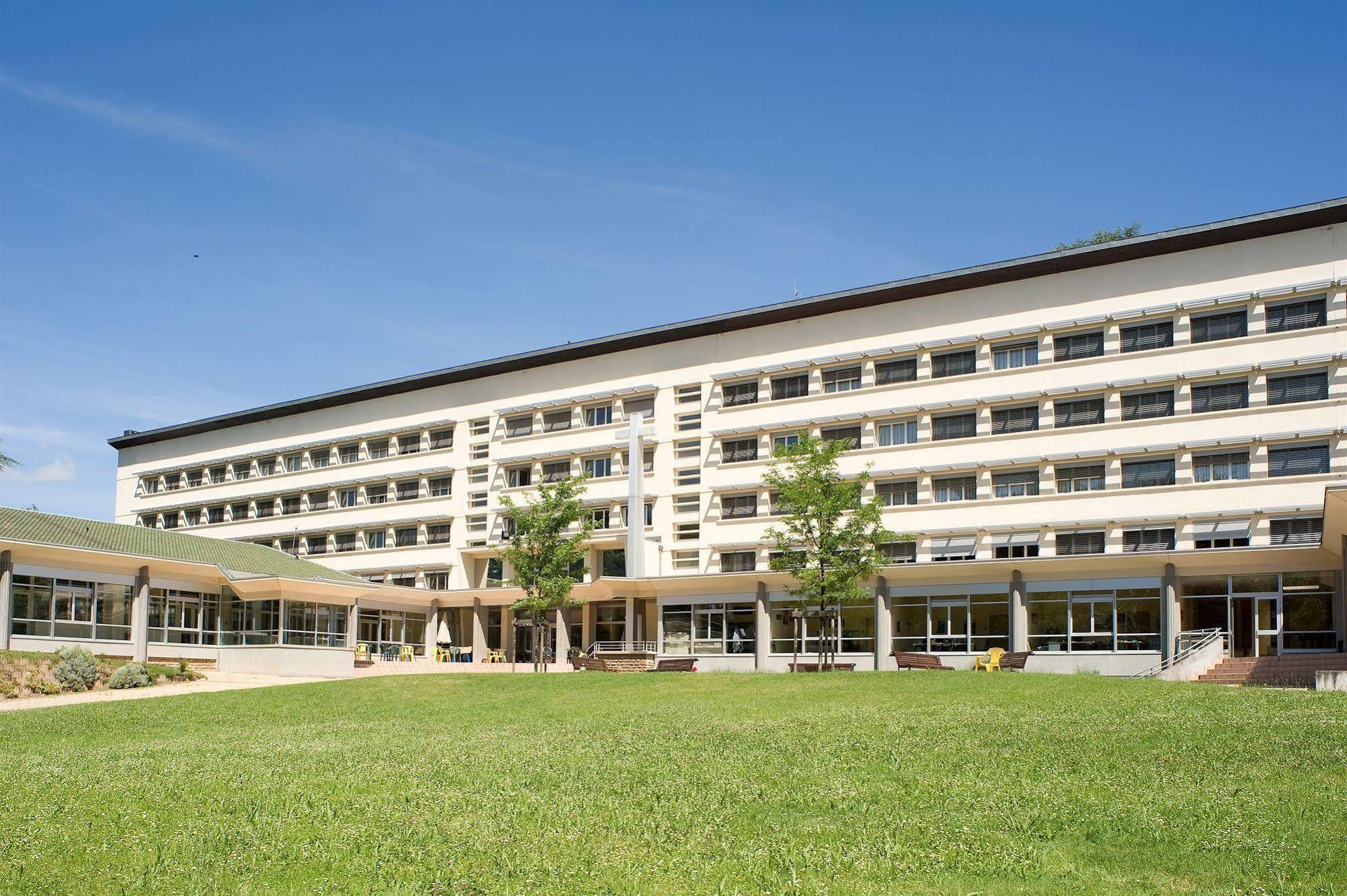 Hotel Valpre Écully Εξωτερικό φωτογραφία